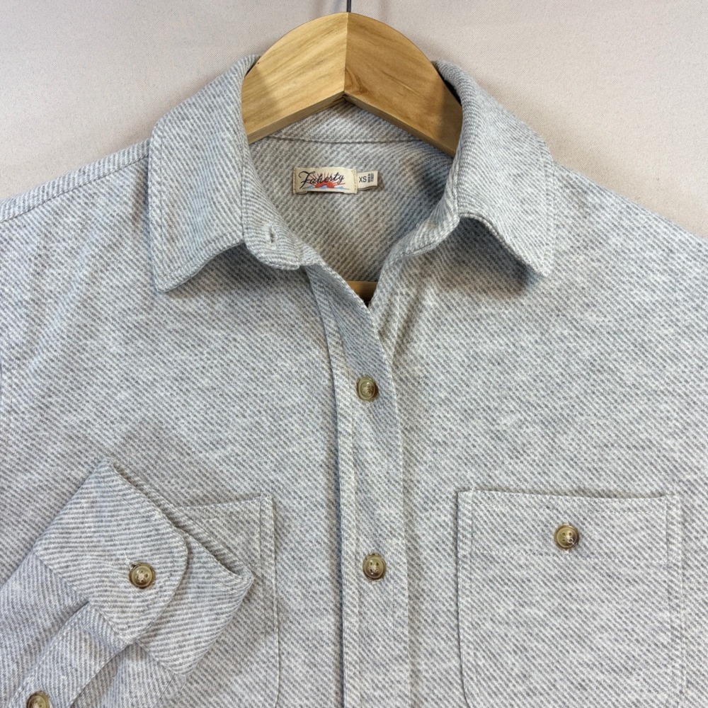 Faherty Legend Sweater Shirt Womens XS Gray Knit Button Down WKC0001 LHG